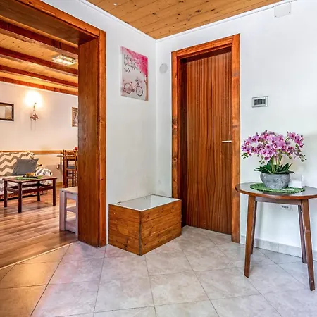 Beautiful In With Kitchen Feriehus *