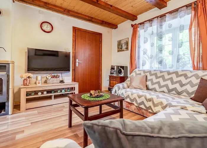 Casa vacanze 2 Bedroom In Fužine
