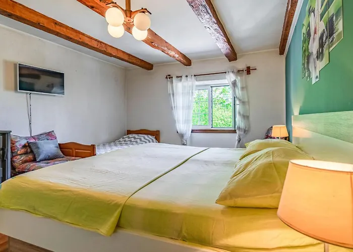 2 Bedroom In *